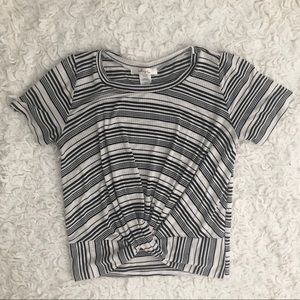 Gaze USA Black & White Stripe Top Size Small